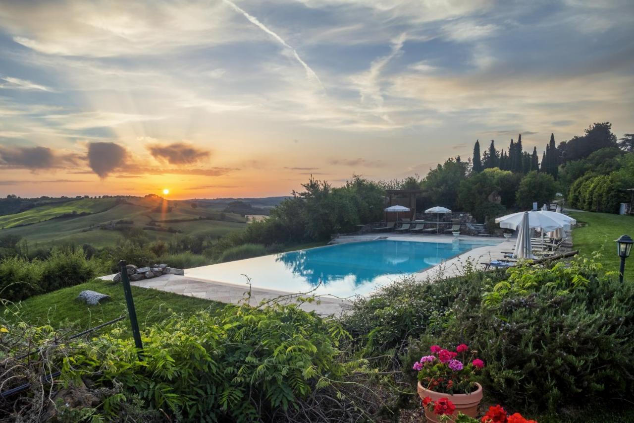 Hotel Laticastelli Country Relais Rapolano Terme Esterno foto