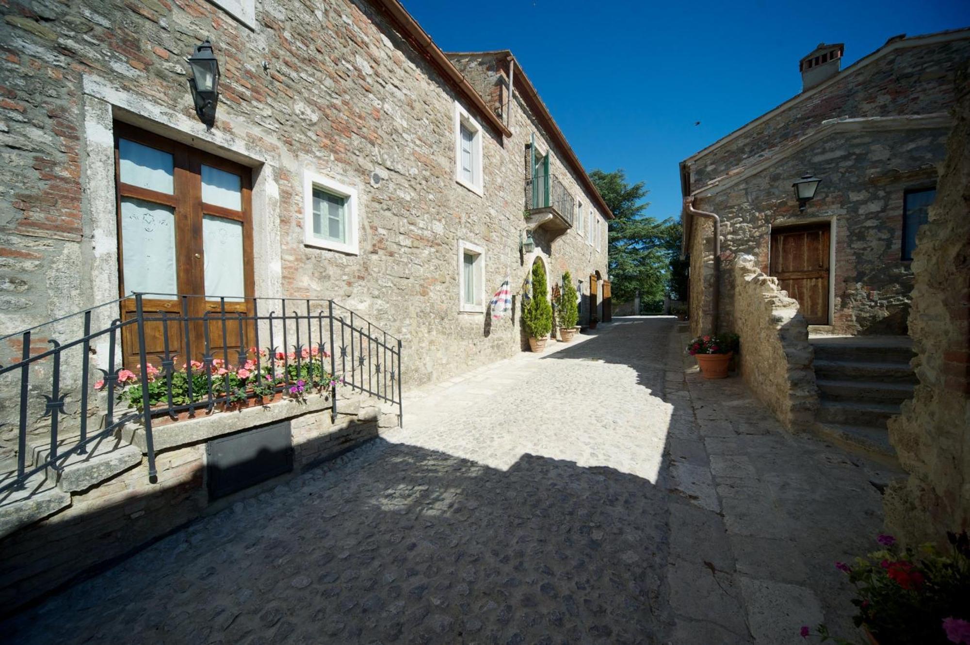 Hotel Laticastelli Country Relais Rapolano Terme Esterno foto